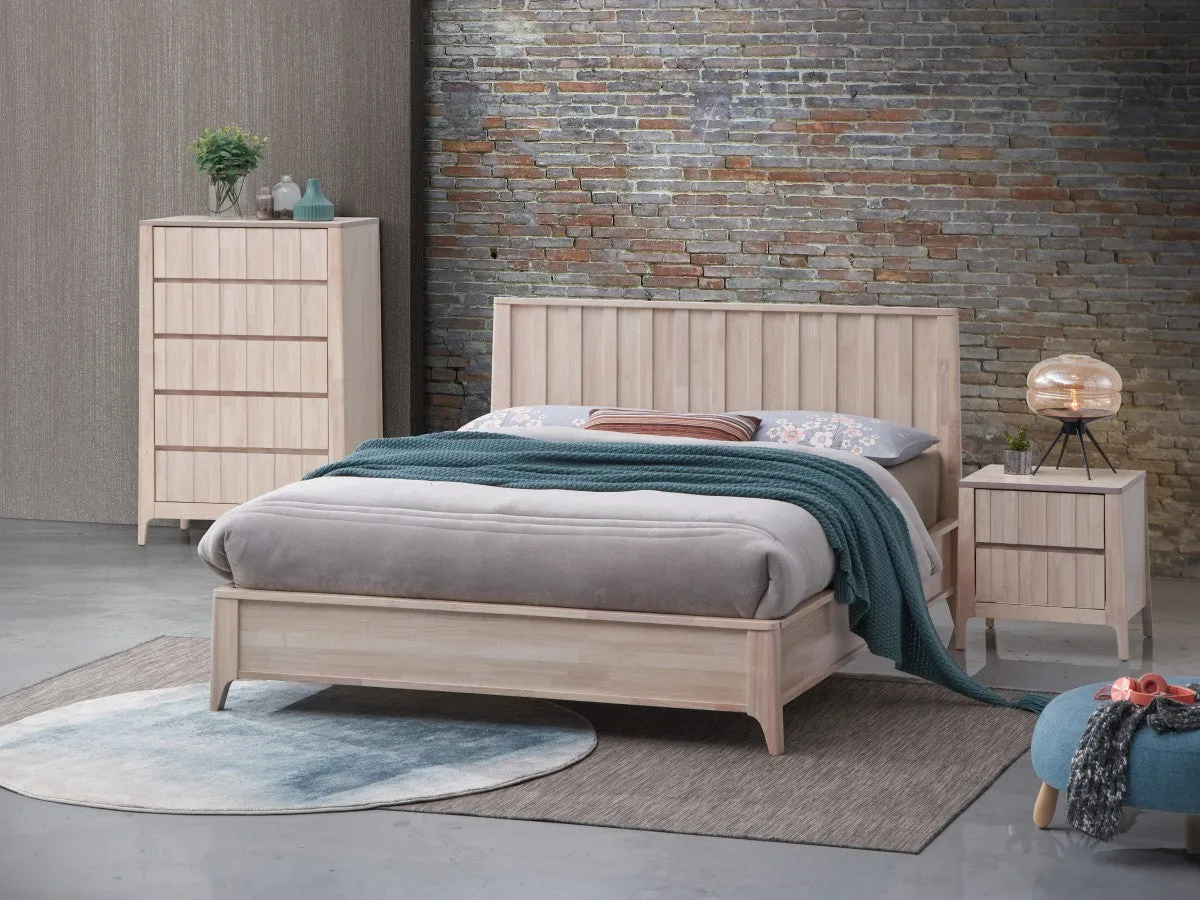 Ariel Queen Platform Bed